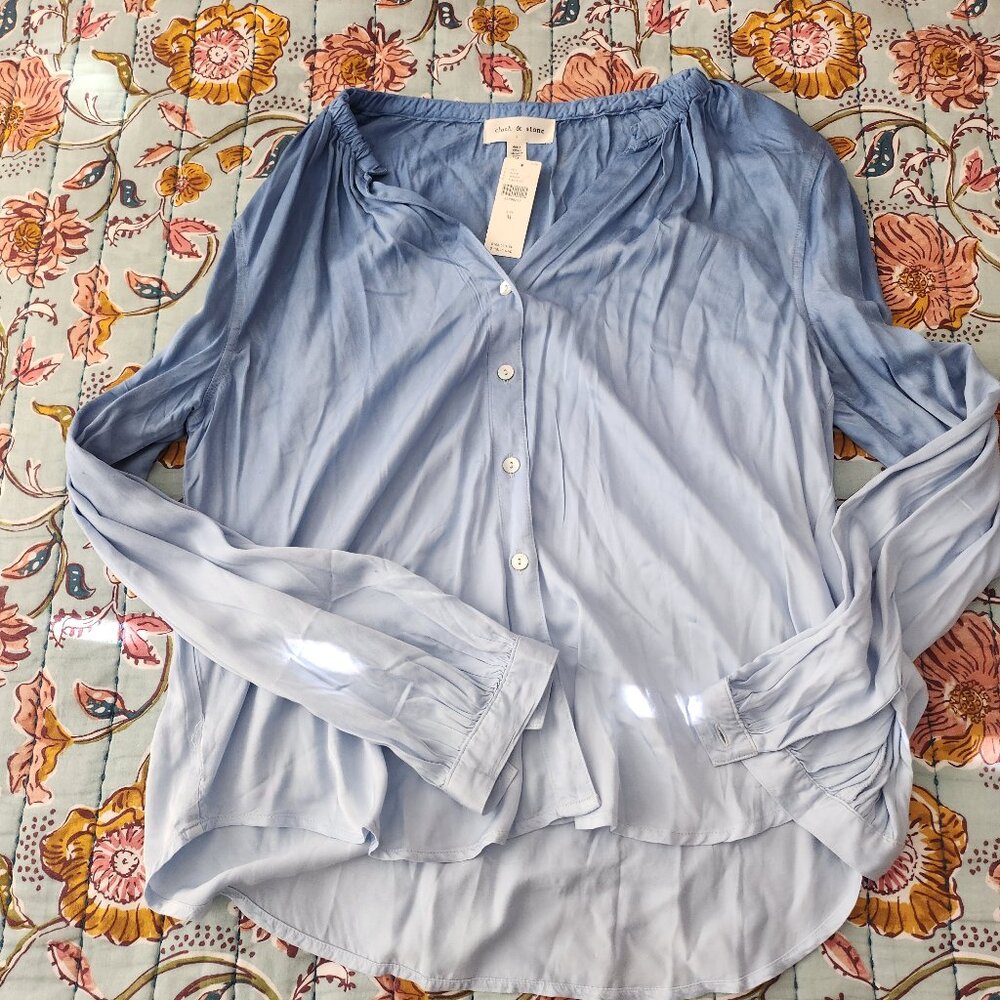 Cloth and Stone Button Up Top